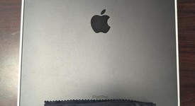 Mint
													Apple iPad Pro 13" (M4) 2024 - Unlocked, Black, 1 TB, 16 GB, A2926, Standard Glass, photo 2 of 8