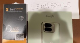 New
													Google Pixel 10 Pro Fold - Unlocked, Jade, 256 GB, GU0NP, photo 1 of 5