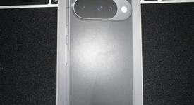 New
													Google Pixel 10 - T-Mobile, Obsidian, 128 GB, GLBW0, photo 1 of 5