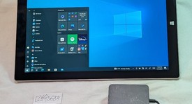 Good
													Microsoft Surface Pro 3 - Wi-Fi, Silver, 64 GB, photo 1 of 8