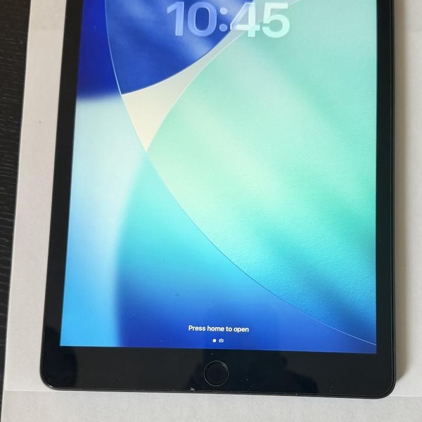 Apple iPad 9th Gen - Unlocked, 64 GB, Gray, A2603