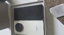 Mint
													Oppo Find N5 - Unlocked Non-US, Misty White, 512 GB, 16 GB, photo 2 of 5