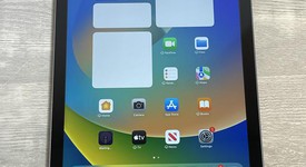 Good
													Apple iPad 5th Gen - Wi-Fi, Gray, 32 GB, A1822, photo 2 of 9