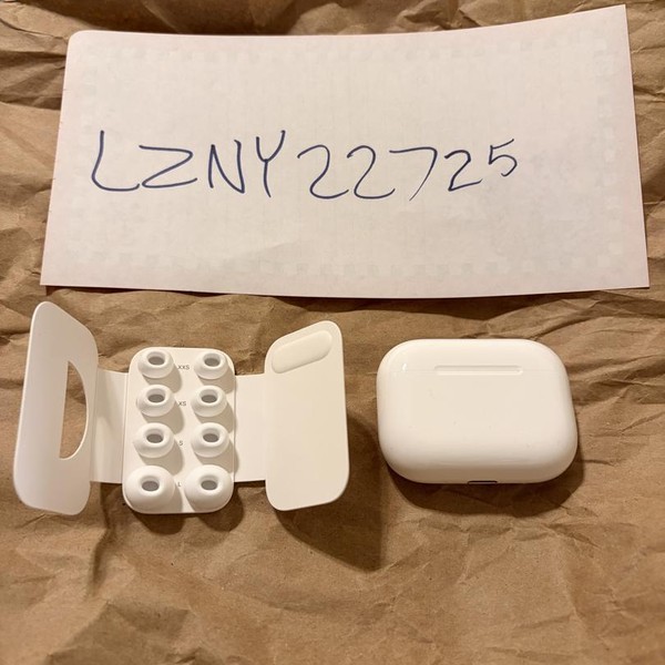 Apple AirPods Pro 3