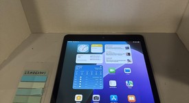 Good
													Apple iPad 7th Gen - Wi-Fi, Gray, 32 GB, A2197, photo 1 of 5