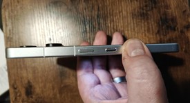 Good
													Nothing Phone (3) - Unlocked Non-US, White, 512 GB, 16 GB, photo 4 of 10