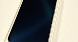 Mint
													Apple iPhone 13 - Unlocked, Midnight, 128 GB, A2482, photo 2 of 11