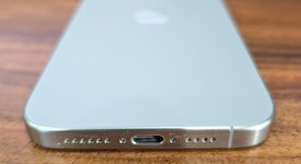 Good
													Apple iPhone 15 Pro Max - Unlocked, Natural, 256 GB, A2849, photo 5 of 8