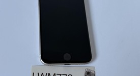Good
													Apple iPhone SE 3rd Gen 2022 - Unlocked, Starlight, 64 GB, A2595, photo 2 of 8