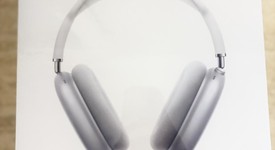 New
													Apple AirPods Max - Silver, photo 4 of 8