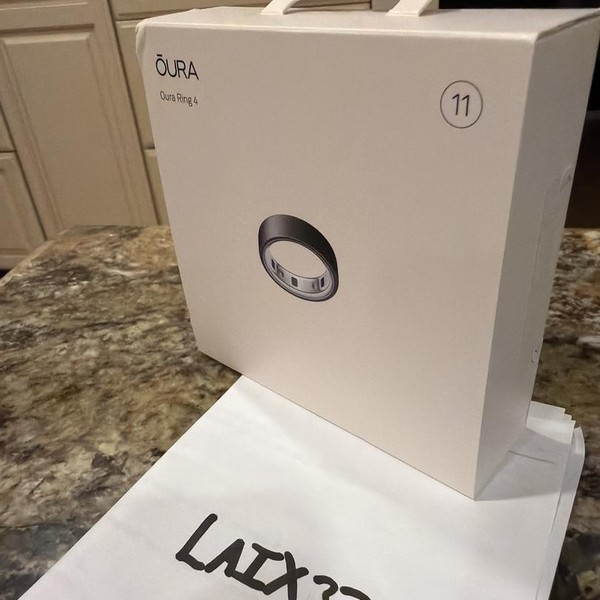 Oura Ring Gen 4 - Stealth, Size 11