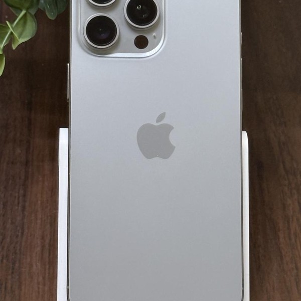 Apple iPhone 16 Pro Max - Unlocked, 256 GB, Natural, A3084