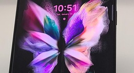 Fair
													Samsung Galaxy Z Fold3 5G - Unlocked, Black, 512 GB, 12 GB, SM-F926U1, photo 4 of 5