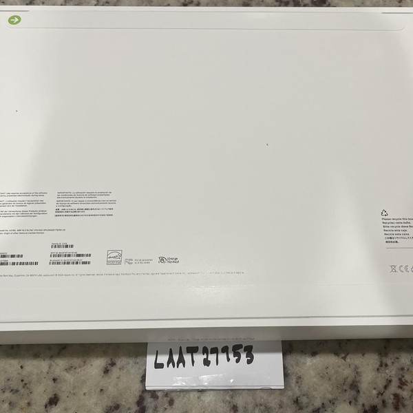 MacBook Pro 2024 - 16 inch - 1 TB, Silver, 64 GB, Apple M4 Max 16-core