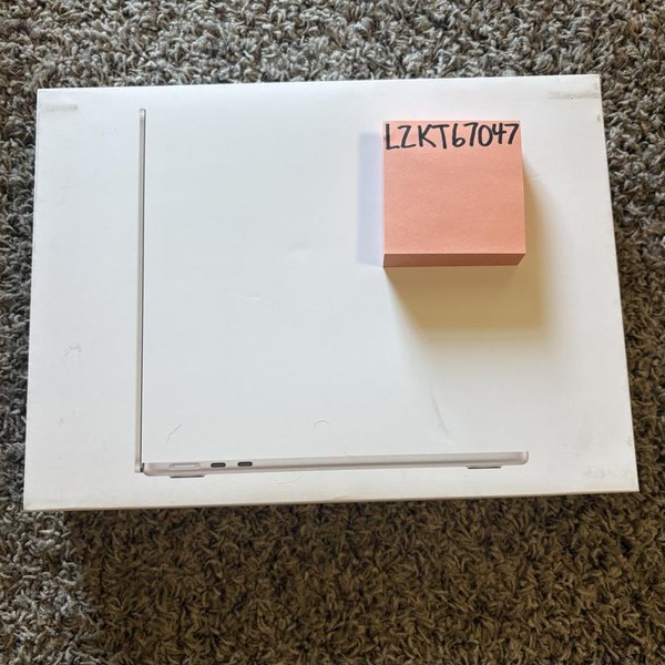 MacBook Air 2024 (M3) - 13 inch - 256 GB, Starlight, 8 GB, Apple M3, 8-core GPU