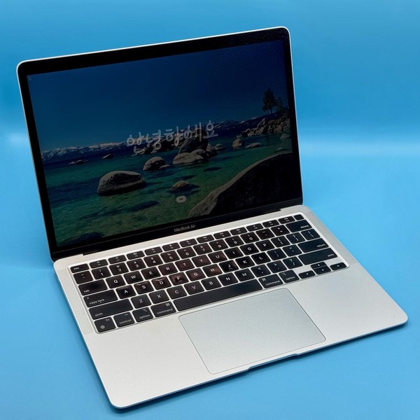 MacBook Air 2020 - 13 inch - 2 TB, Gray, 16 GB, Apple M1