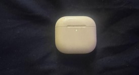 Used
													Apple AirPods 4th Gen - Standard, photo 4 of 5