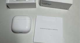Used
													Apple AirPods 4th Gen - Standard, photo 1 of 3