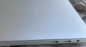 Good
													MacBook Pro 2018 (With Touch Bar) - 15" - I7, Silver, 512 GB, 16 GB, photo 4 of 8