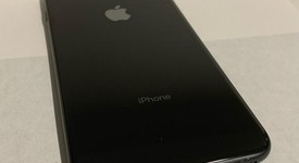 Good
													Apple iPhone 8 Plus - Sprint, Gray, 64 GB, A1864, photo 5 of 7