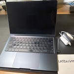 Good MacBook Air 2022 (M2) - 13 inch - 256 GB, Midnight, 8 GB, Apple M2