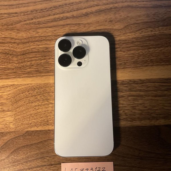 Apple iPhone 16 Pro - Unlocked, 256 GB, White, A3083