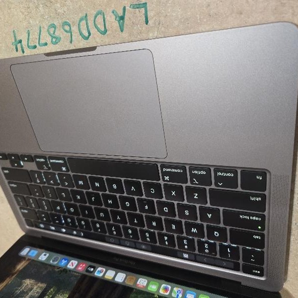 MacBook Pro 2020 - 13 inch - 256 GB, Gray, 8 GB, Intel Core i5