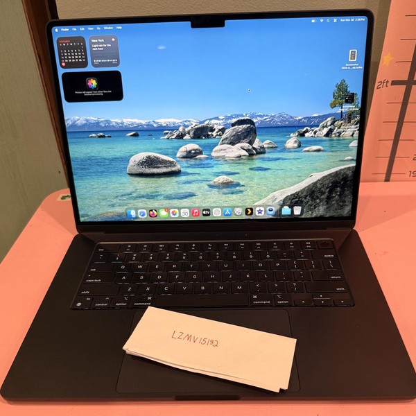 MacBook Air 2024 (M3) - 15 inch - 256 GB, Midnight, 16 GB, Apple M3, 10-core GPU