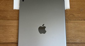 Mint
													Apple iPad 6th Gen - Wi-Fi, Gray, 128 GB, A1893, photo 3 of 5
