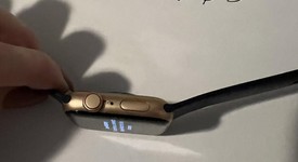 Mint
													Apple Watch SE 1st Gen 44mm - Unlocked, Gold, A2354 - Cellular, Aluminum, photo 4 of 7