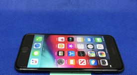 Good
													Apple iPhone 8 - Unlocked, Gray, 64 GB, A1863, photo 4 of 7