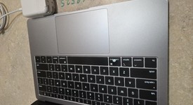 Fair
													MacBook Air 2019 - 13" - I5, Gray, 256 GB, 8 GB, photo 2 of 5