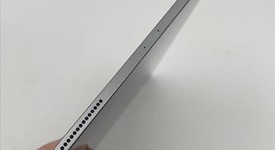 Good
													Apple iPad Pro 12.9" 4th Gen 2020 - Unlocked, Gray, 256 GB, A2069, photo 3 of 7
