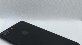 Mint
													Apple iPhone 7 Plus - Unlocked, Jet Black, 128 GB, A1661, photo 5 of 6