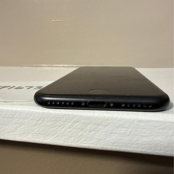 Apple iPhone 7 - Unlocked, 32 GB, Black, A1660