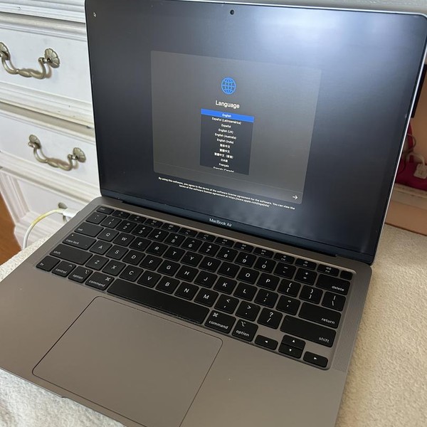 MacBook Air 2020 - 13 inch - 256 GB, Silver, 8 GB, Intel Core i3