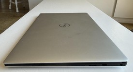 Good
													Dell XPS 13 7390 (2019) - I7, 256 GB, 8 GB, FHD Non-Touch, photo 5 of 7
