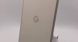 Mint
													Google Pixel 9a - Unlocked, Porcelain, 128 GB, 8 GB, photo 4 of 6