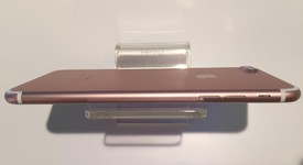Fair
													Apple iPhone 7 Plus - AT&T, Rose Gold, 128 GB, 3 GB, A1784, photo 4 of 10