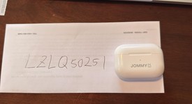 Used
													Apple AirPods Pro 2 - Lightning, photo 2 of 6
