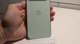 Mint
													Google Pixel 9 - Unlocked, Wintergreen, 128 GB, 12 GB, G2YBB, photo 4 of 13