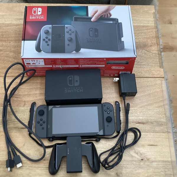Nintendo Switch - Grey, 32 GB