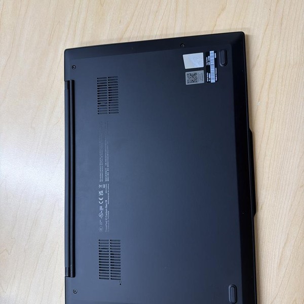Lenovo ThinkPad X1 Carbon (13th Gen) - 1 TB, Black, 32 GB, Intel Core Ultra 7, Aura