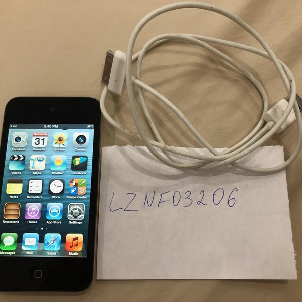 Apple iPod Touch 4th Gen - Wi-Fi, 8 GB, Black