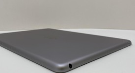 Good
													Apple iPad 6th Gen - Unlocked, Gray, 32 GB, A1954, photo 5 of 5