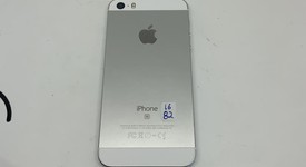 Good
													Apple iPhone SE 1st Gen 2016 - Unlocked, Silver, 16 GB, A1723, photo 5 of 9