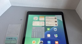 Good
													Apple iPad 9th Gen - Wi-Fi, Gray, 64 GB, A2602, photo 1 of 5