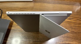 Good
													Microsoft Surface Pro 5 (2017) - Wi-Fi, Silver, 256 GB, 8 GB, photo 5 of 7