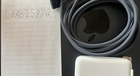 Good
													MacBook Air 2025 (M4) - 13" - Apple M4, Midnight, 512 GB, 32 GB, photo 3 of 8