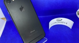 Good
													Apple iPhone 7 - Sprint, Black, 32 GB, A1660, photo 3 of 7